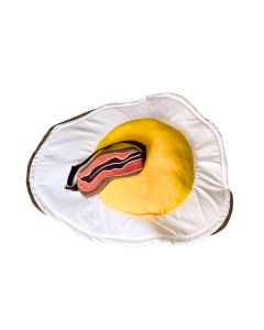 Lustige Geschenkidee zum Geburtstag, zur Einweihungsparty oder zum Grillfest. Das Eierkissen ist ein witziges Geschenk für alle Eier-Liebhabinnen und Liebhaber. Dazu passend gibt es die Schlafmaske. So kann nach dem Maskenball der Schlaf gefördert werden, sollte es draußen schon wieder hell geworden sein.