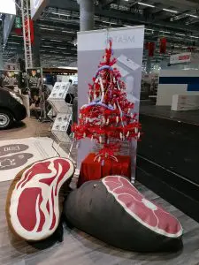 Aufschnitt-Berlin-Schinken-Keule-Schinkenkissen-Sitzsack-Fatboy-Sitzkissen-groß-Loungekissen-Silvia-Wald