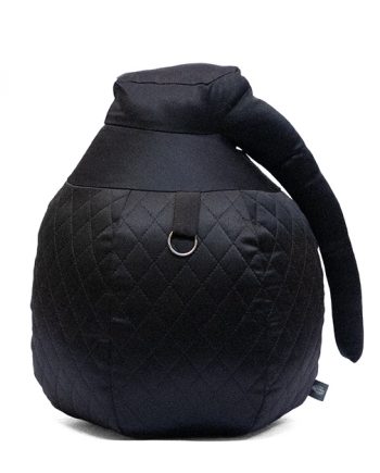 Aufschnitt-2024-Granate-Kissen-Grenade-Pillow-Berlin-Design-Week